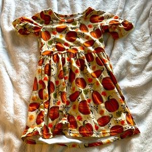 GIRLS BELL SLEEVE DRESSES - 3T / Pumpkins